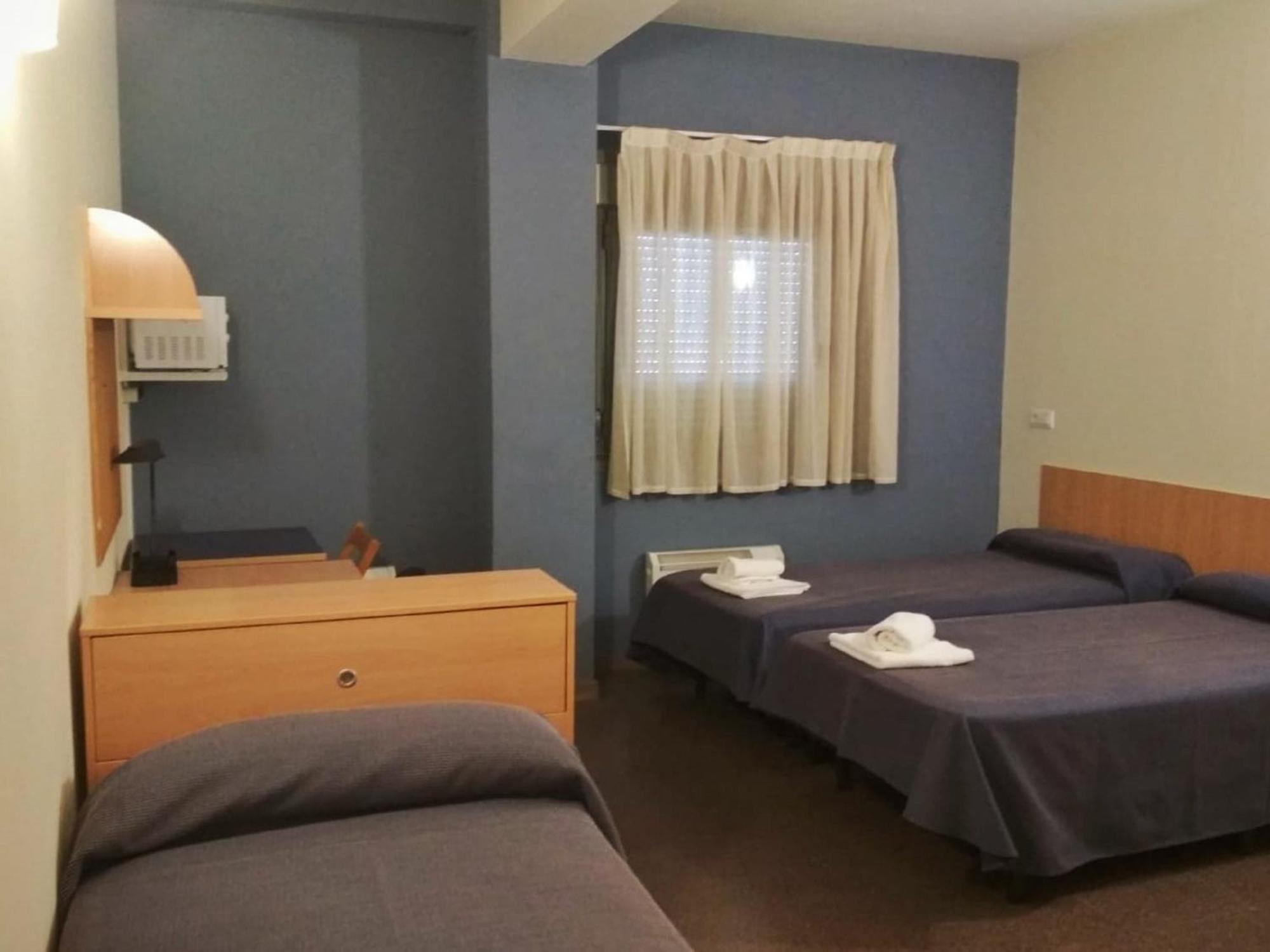 Residencia Universitaria Resa As Burgas Оренсе Номер фото