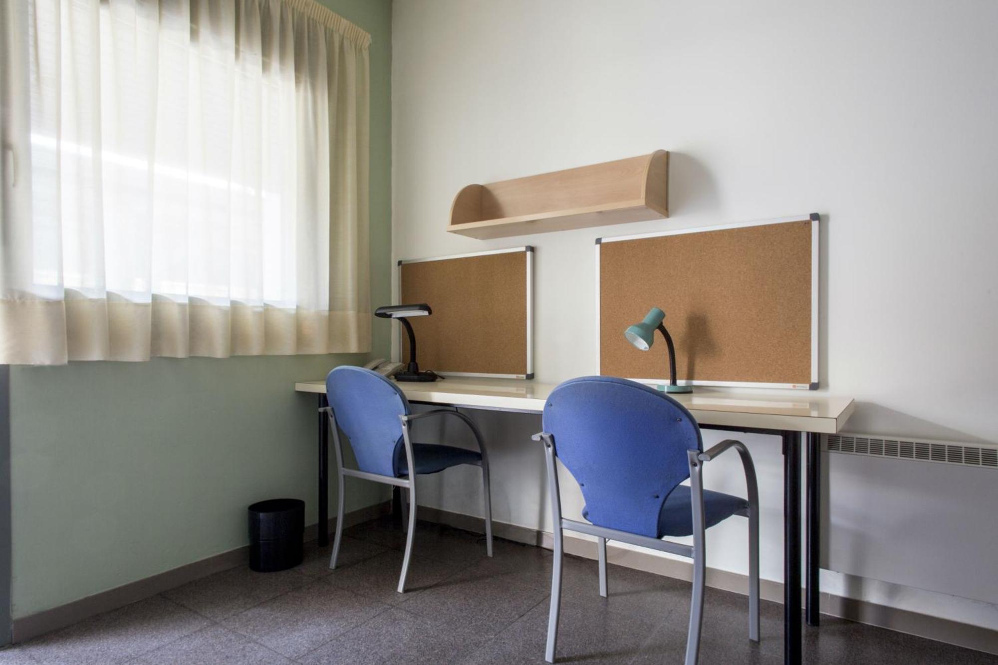 Residencia Universitaria Resa As Burgas Оренсе Номер фото